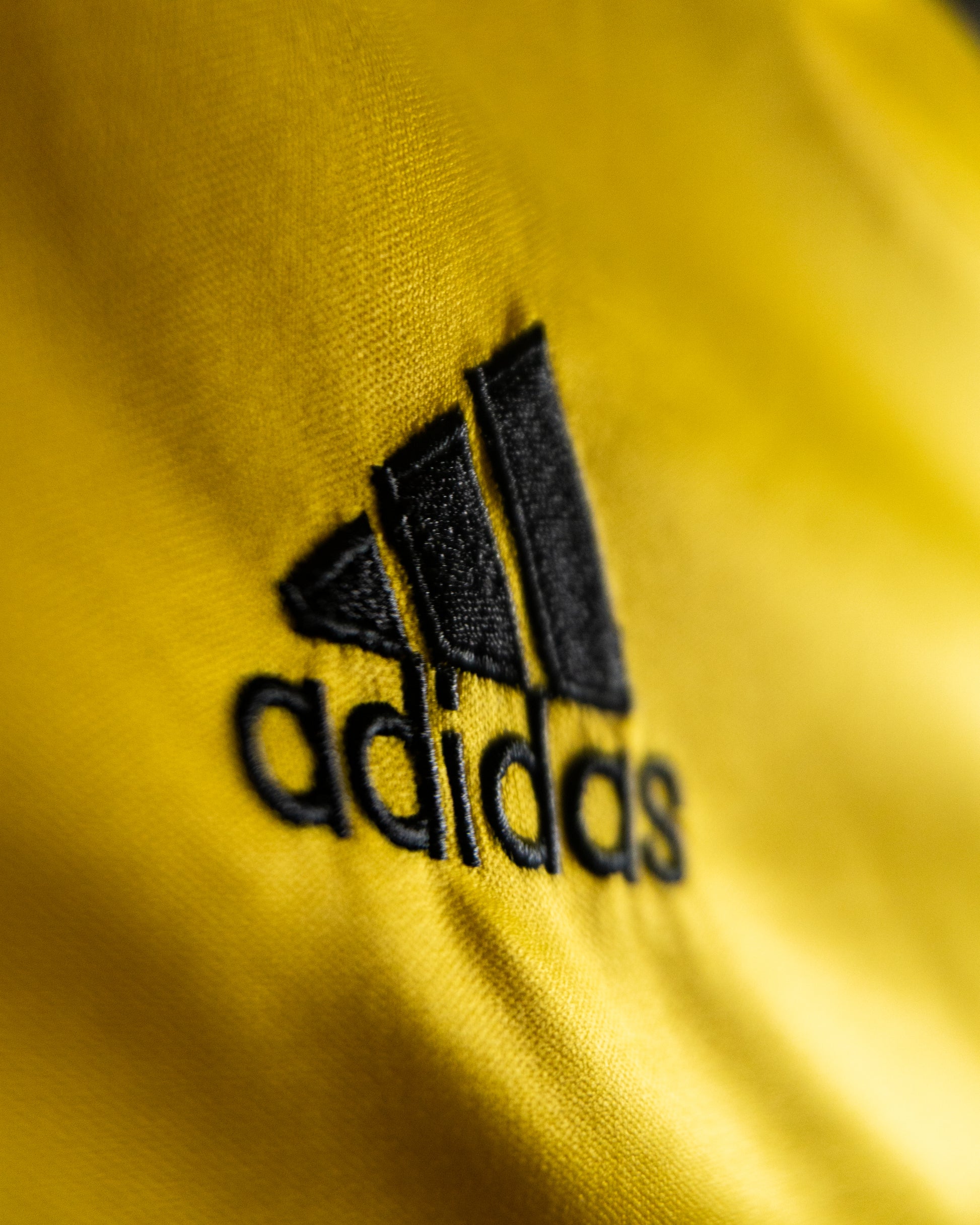 Adidas Jersey Portero Real Madrid 2011/12 (I. Casillas. 1)