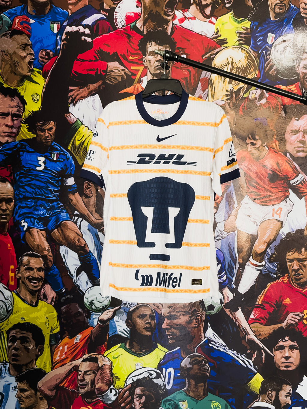 Camiseta Pumas Local 2024/25